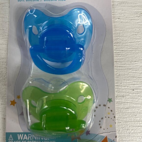 Angel Mine Silicone Pacifiers 2-Pack BPA Free Soft Silicone 0-36 Months - Picture 4 of 6